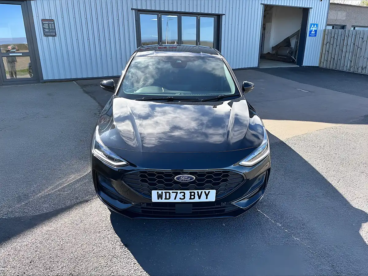 Used 2023 Ford Focus ST-Line Agate Black - Interior and Exterior details 6