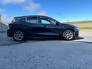 Used 2023 Ford Focus ST-Line Agate Black - Interior and Exterior details 9