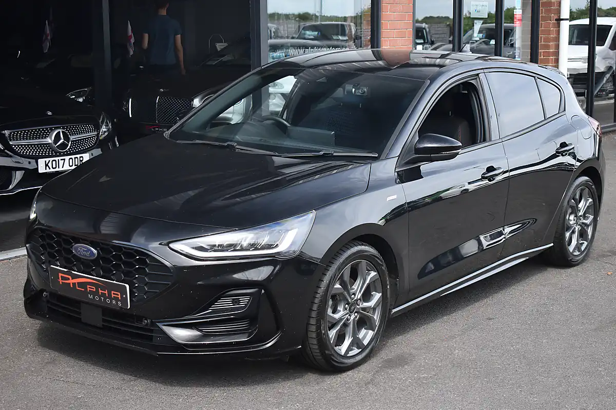 Used 2023 Ford Focus ST-Line Agate Black - Interior and Exterior details 10