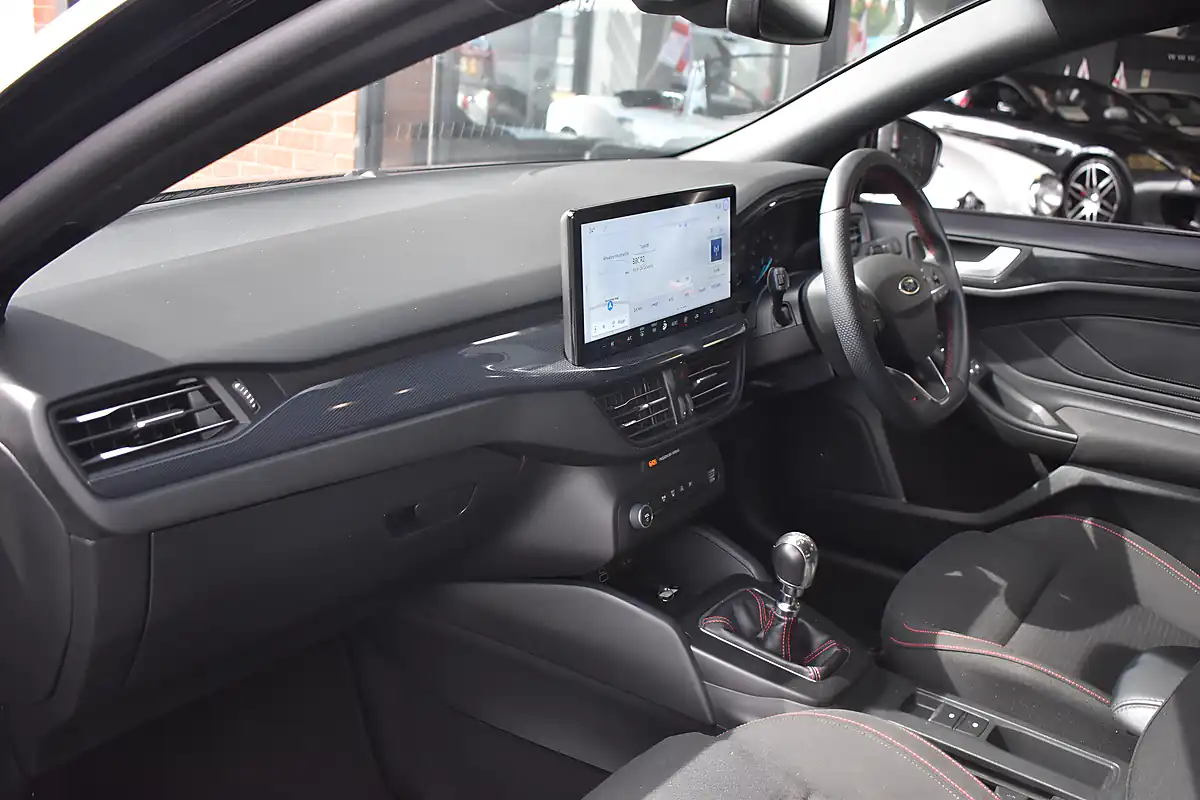 Used 2023 Ford Focus ST-Line Agate Black - Interior and Exterior details 13
