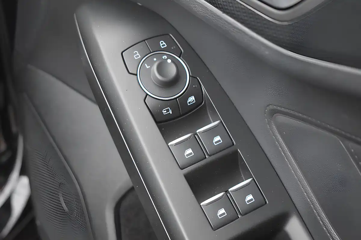 Used 2023 Ford Focus ST-Line Agate Black - Interior and Exterior details 15