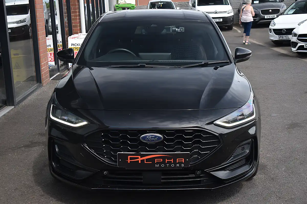 Used 2023 Ford Focus ST-Line Agate Black - Interior and Exterior details 3