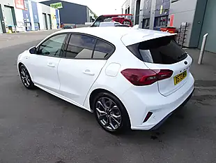 Used 2023 Ford Focus ST-Line Edition Frozen White - Interior and Exterior details 16