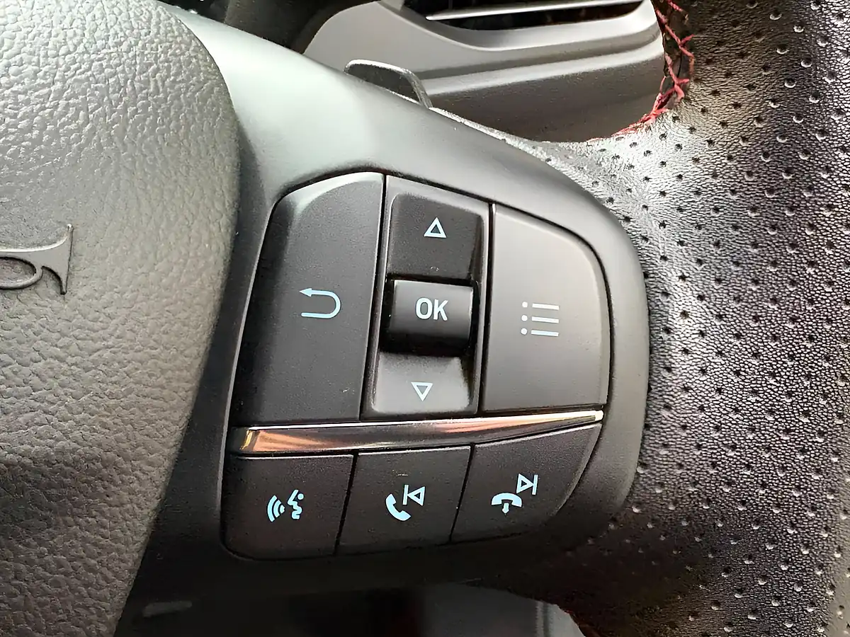 Used 2023 Ford Focus ST-Line Grey - Interior and Exterior details 14