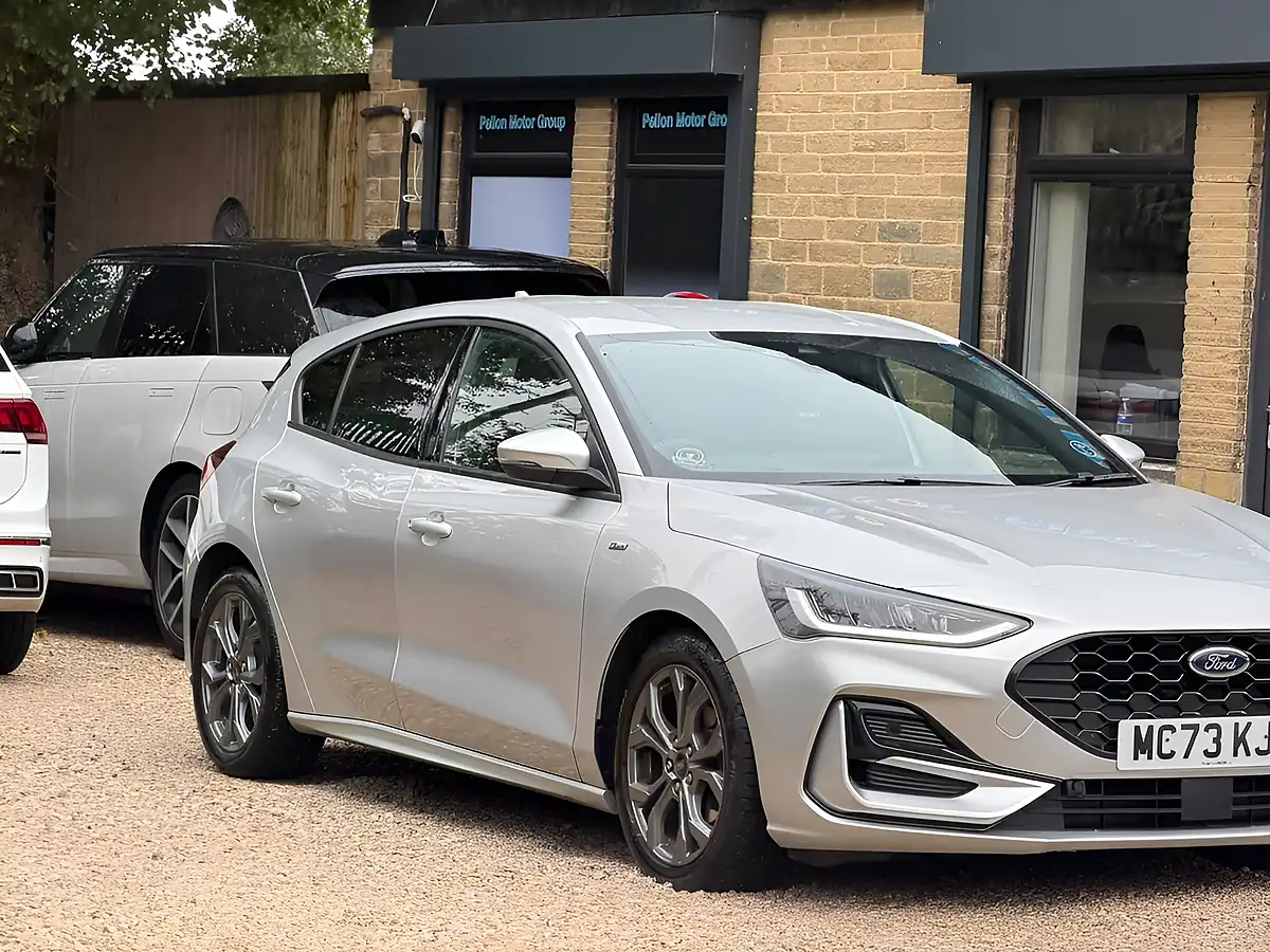 Used 2023 Ford Focus ST-Line Silver - Interior and Exterior details 17