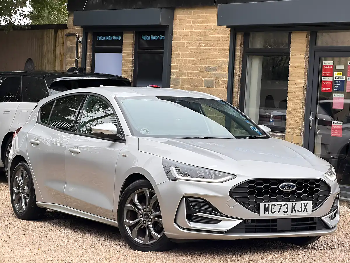 Used 2023 Ford Focus ST-Line Silver - Interior and Exterior details 3