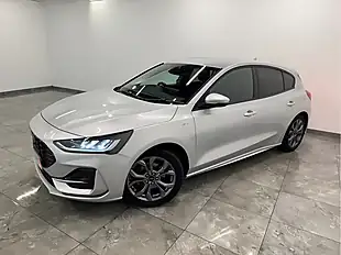 Used 2023 Ford Focus ST-Line Silver - Interior and Exterior details 20