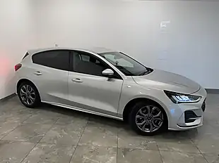 Used 2023 Ford Focus ST-Line Silver - Interior and Exterior details 7