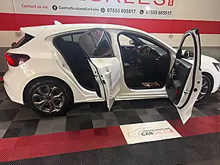 Used 2023 Ford Focus ST-Line White - Interior and Exterior details 13
