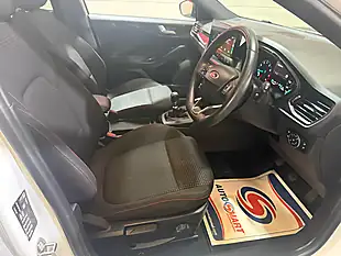 Used 2023 Ford Focus ST-Line White - Interior and Exterior details 20