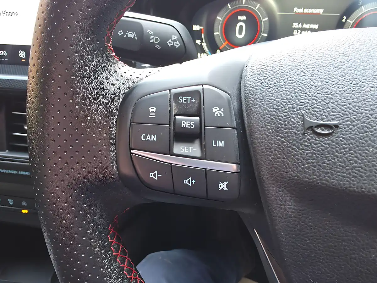 Used 2023 Ford Focus ST-Line X Blue - Interior and Exterior details 13