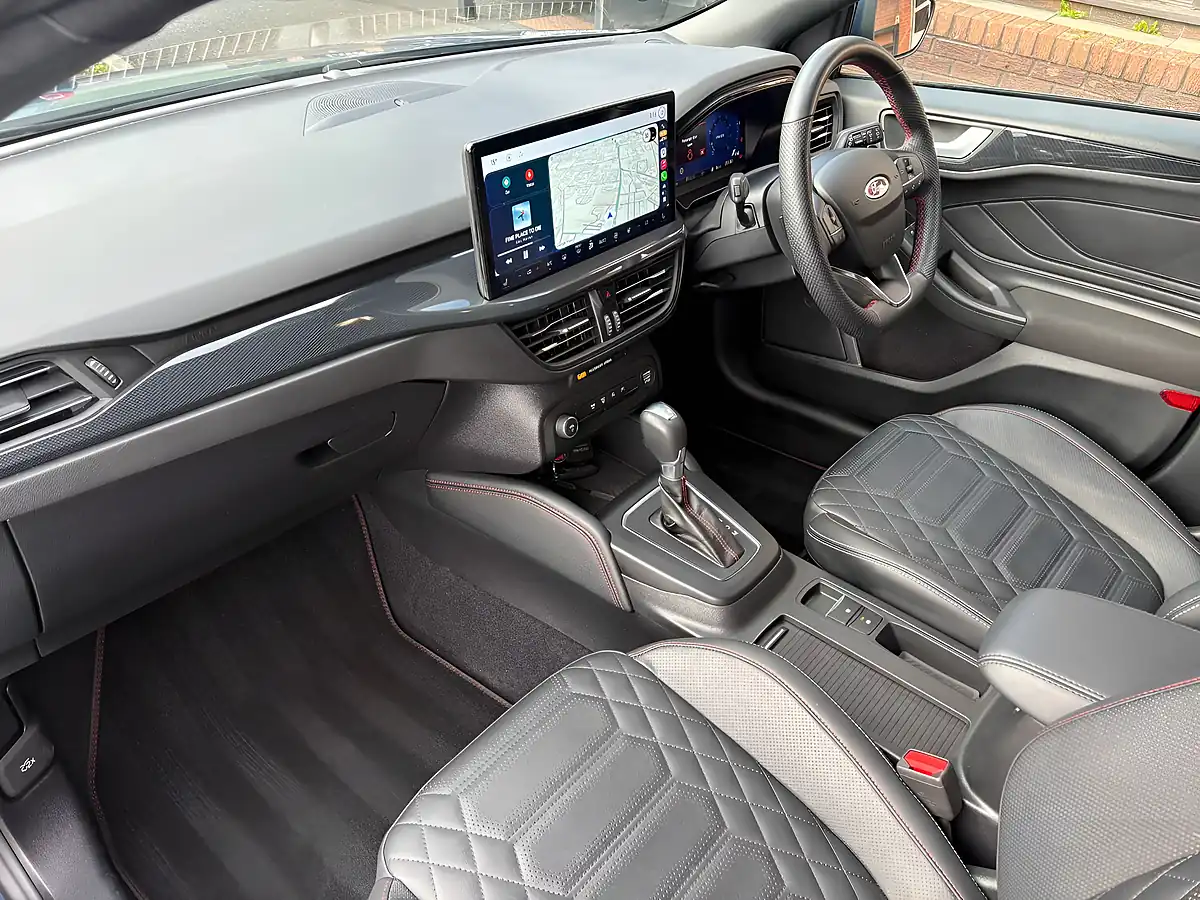 Used 2023 Ford Focus ST-Line X Blue - Interior and Exterior details 13