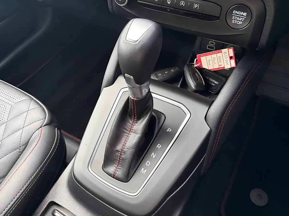 Used 2023 Ford Focus ST-Line X Blue - Interior and Exterior details 18