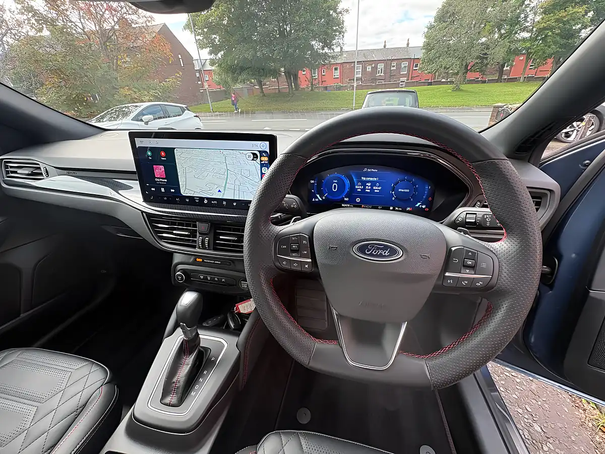 Used 2023 Ford Focus ST-Line X Blue - Interior and Exterior details 19