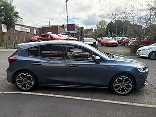 Used 2023 Ford Focus ST-Line X Blue - Interior and Exterior details 2