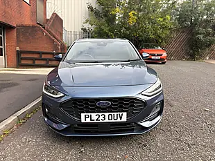 Used 2023 Ford Focus ST-Line X Blue - Interior and Exterior details 8