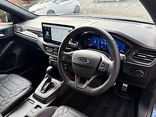 Used 2023 Ford Focus ST-Line X Blue - Interior and Exterior details 9