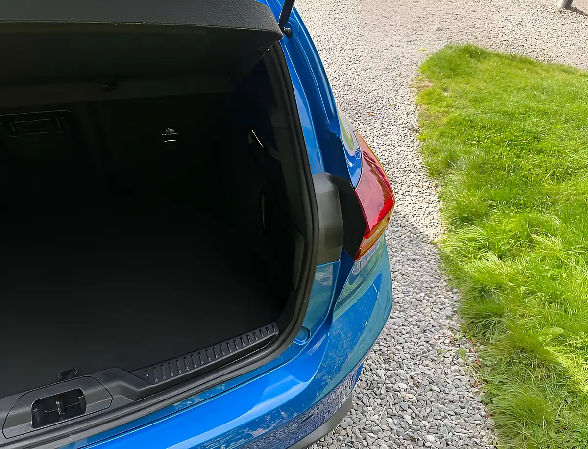 Used 2023 Ford Focus ST-Line X Edition Desert Island Blue - Interior and Exterior details 19