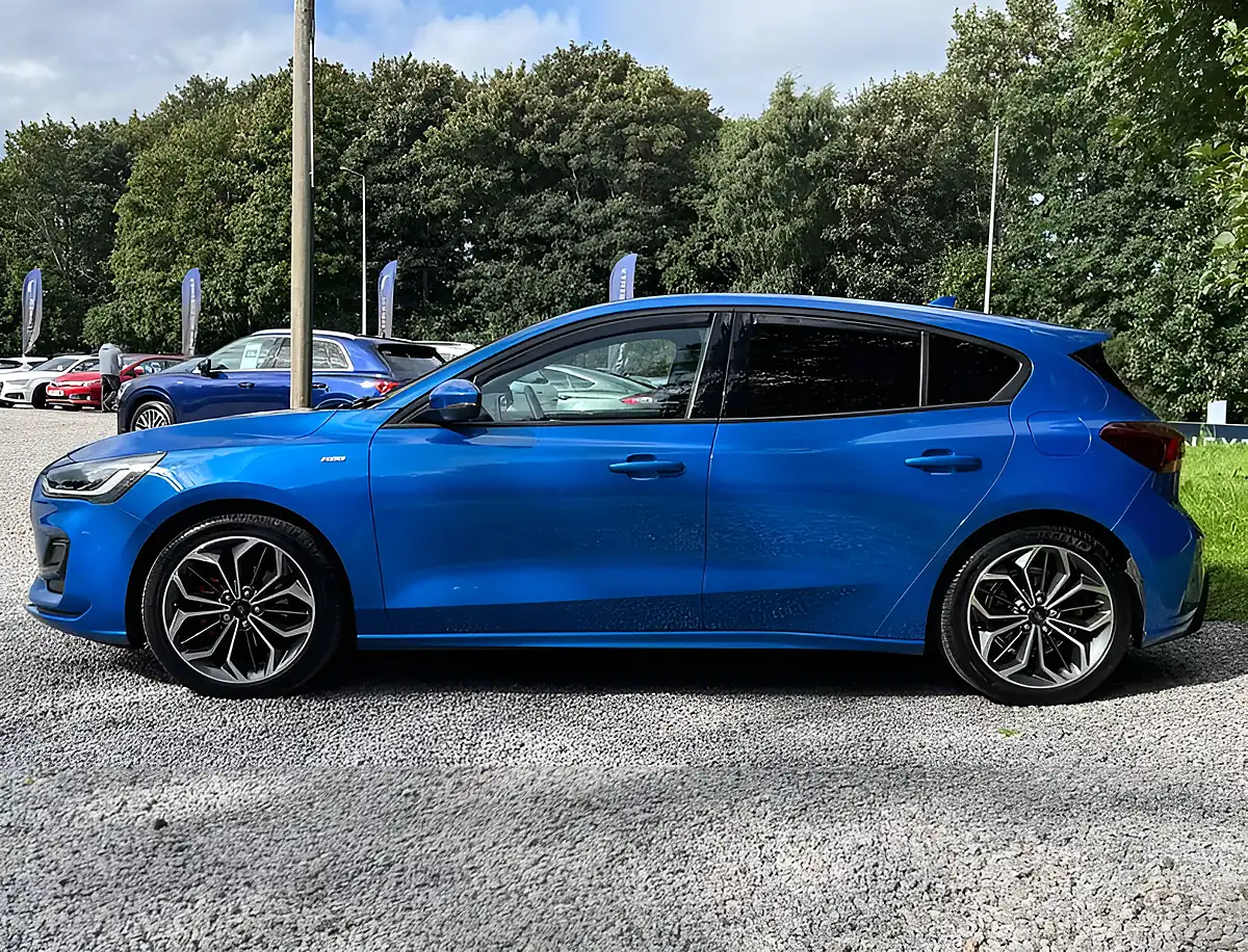 Used 2023 Ford Focus ST-Line X Edition Desert Island Blue - Interior and Exterior details 6