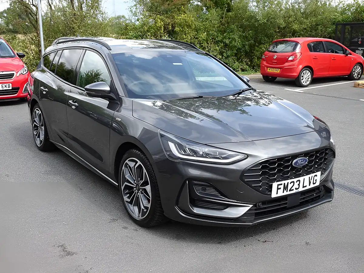 Used 2023 Ford Focus ST-Line X Edition Magnetic Grey - Front View