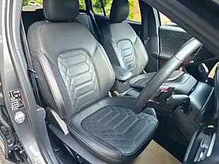 Used 2023 Ford Focus ST-Line X Grey - Interior and Exterior details 11