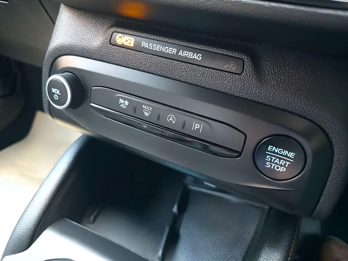 Used 2023 Ford Focus ST-Line X Grey - Interior and Exterior details 12