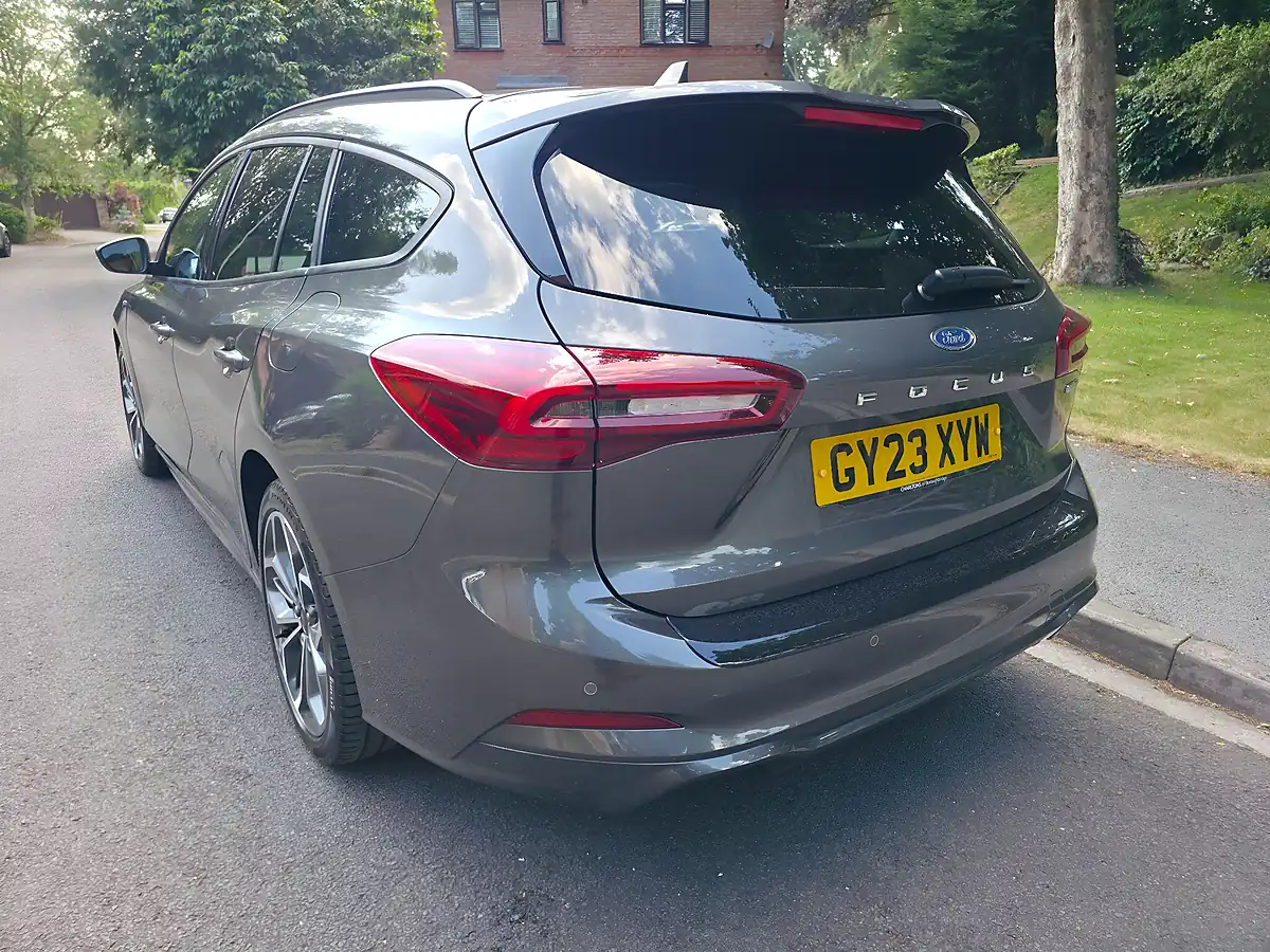 Used 2023 Ford Focus ST-Line X Grey - Interior and Exterior details 4