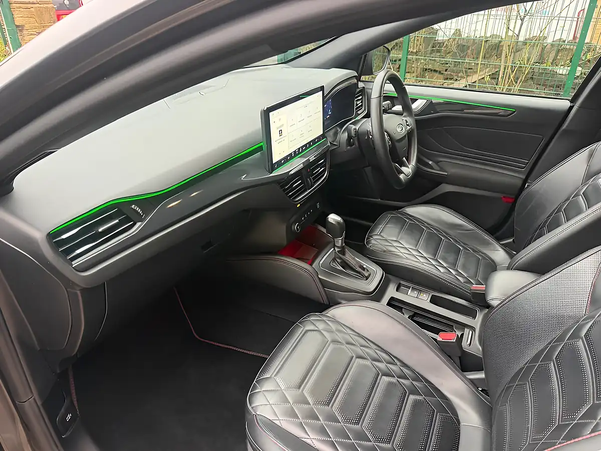 Used 2023 Ford Focus ST-Line X Grey - Interior and Exterior details 16