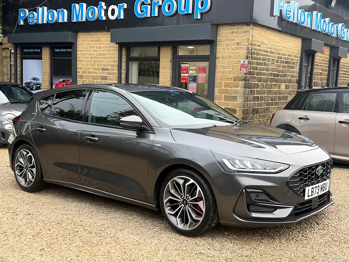 Used 2023 Ford Focus ST-Line X Grey - Interior and Exterior details 17