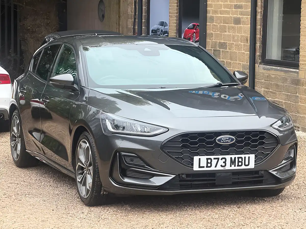Used 2023 Ford Focus ST-Line X Grey - Interior and Exterior details 18