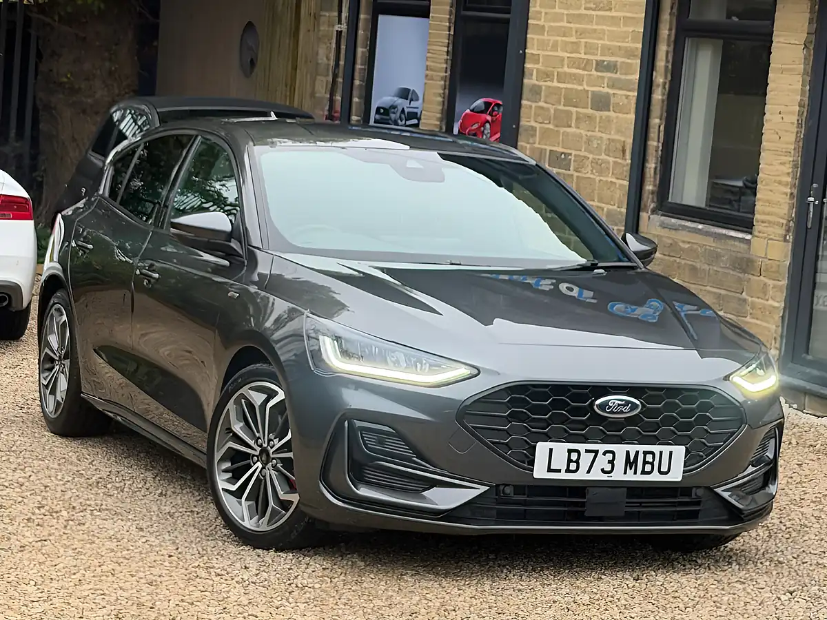 Used 2023 Ford Focus ST-Line X Grey - Interior and Exterior details 3