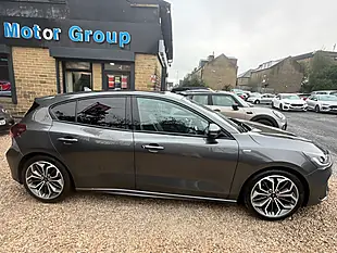 Used 2023 Ford Focus ST-Line X Grey - Interior and Exterior details 4