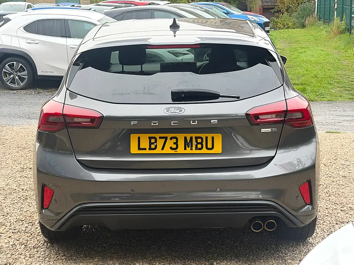 Used 2023 Ford Focus ST-Line X Grey - Interior and Exterior details 6