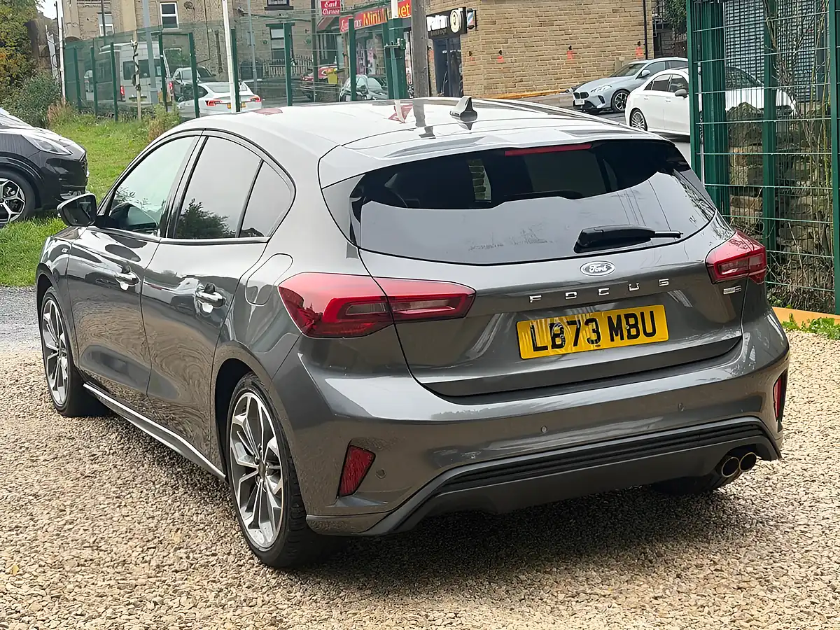 Used 2023 Ford Focus ST-Line X Grey - Interior and Exterior details 7