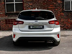 Used 2023 Ford Focus ST-Line X Silver - Interior and Exterior details 17
