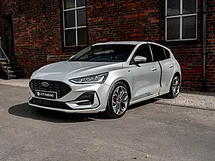 Used 2023 Ford Focus ST-Line X Silver - Interior and Exterior details 3