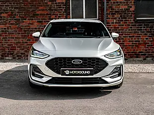 Used 2023 Ford Focus ST-Line X Silver - Interior and Exterior details 7