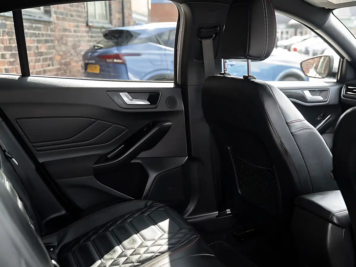 Used 2023 Ford Focus ST-Line X Silver - Interior and Exterior details 8