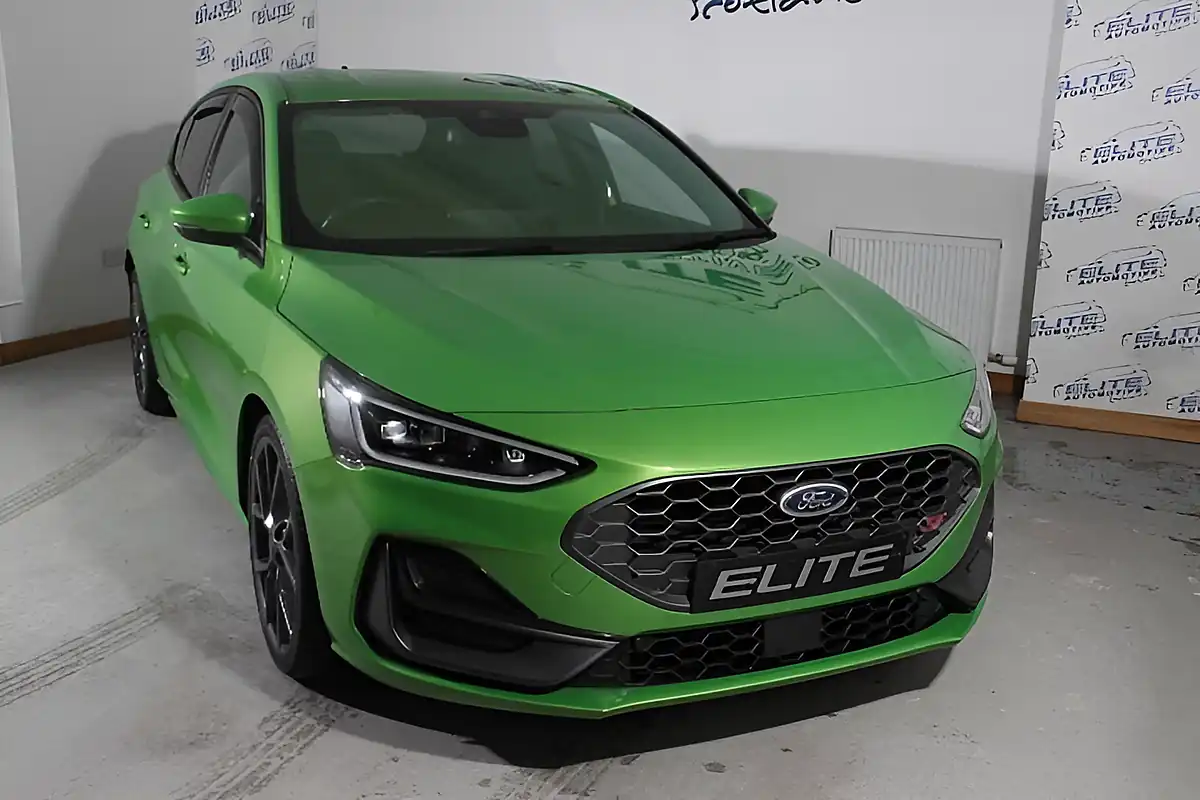 Used 2023 Ford Focus ST Mean Green - Interior and Exterior details 7