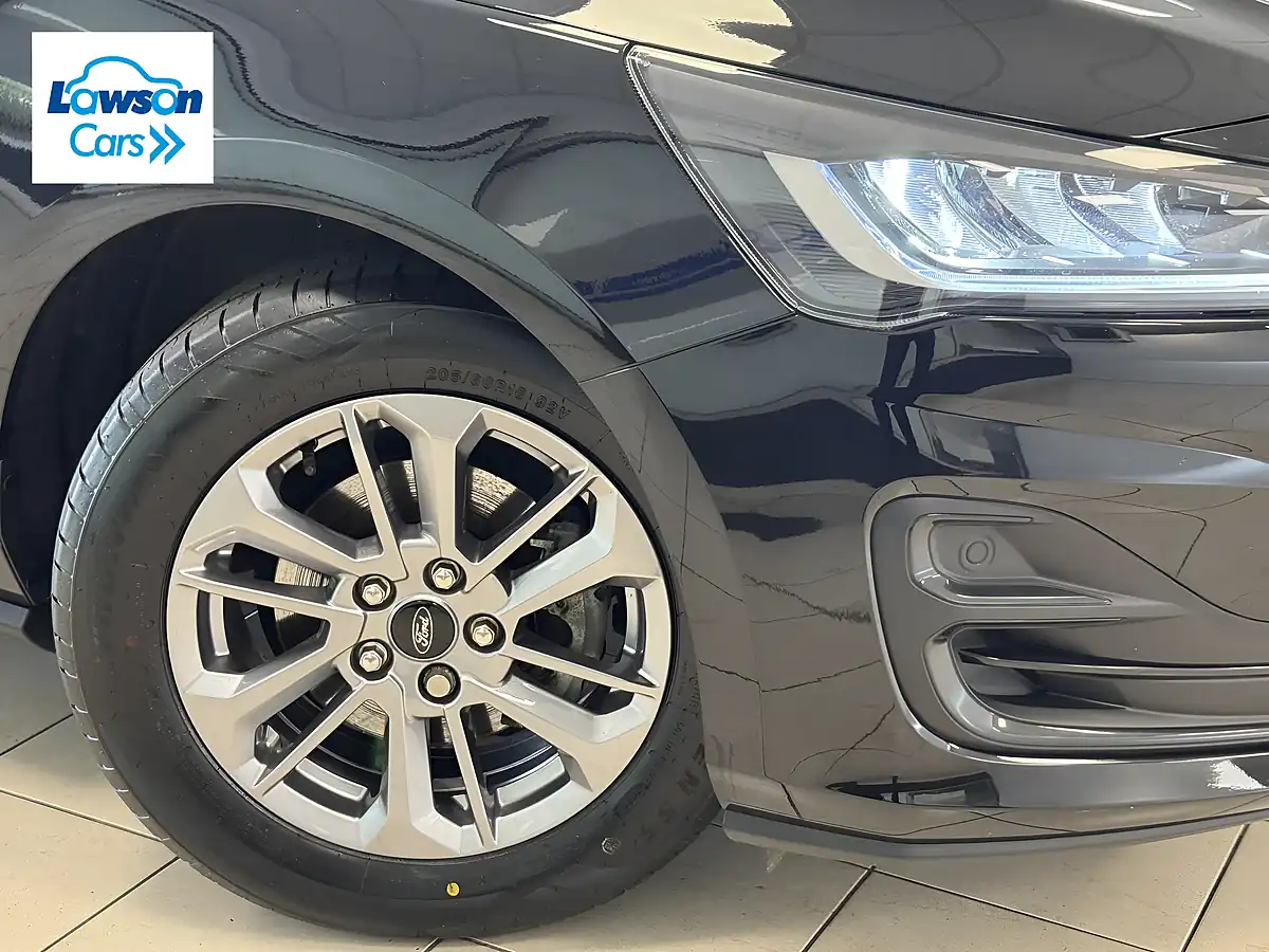 Used 2023 Ford Focus Titanium Agate Black - Interior and Exterior details 4