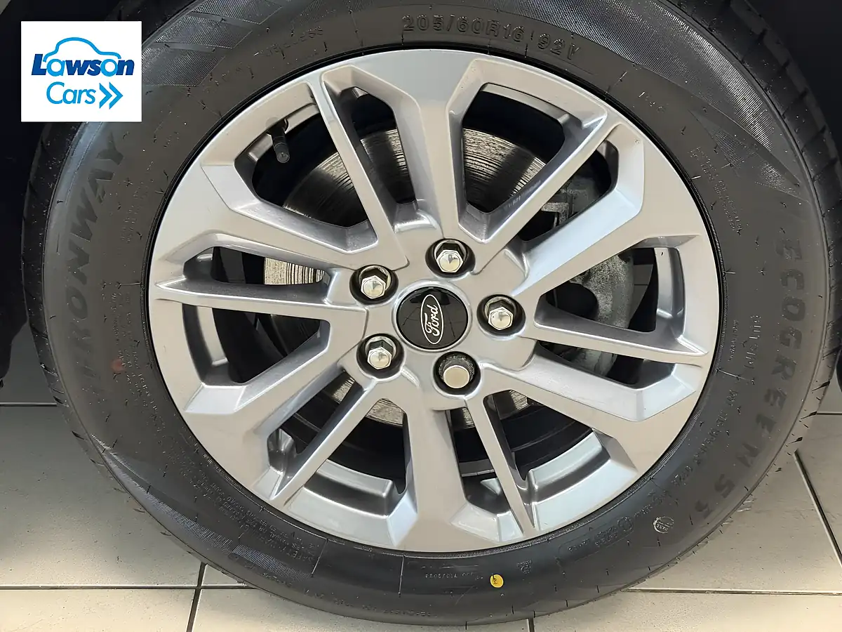 Used 2023 Ford Focus Titanium Agate Black - Interior and Exterior details 9