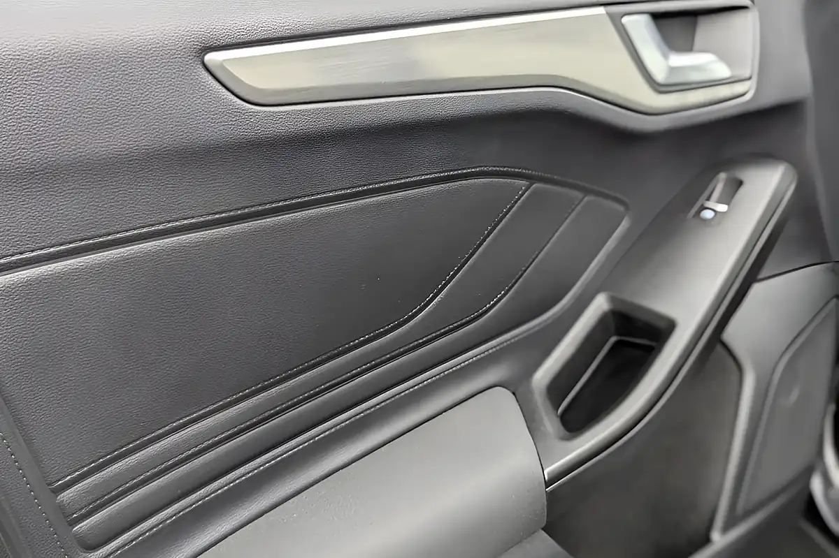 Used 2023 Ford Focus Titanium Agate Black - Interior and Exterior details 13