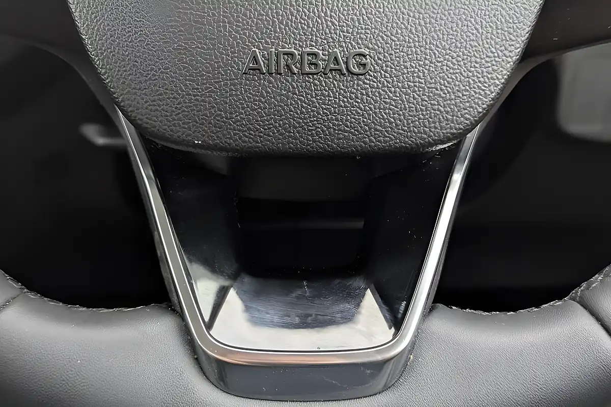 Used 2023 Ford Focus Titanium Agate Black - Interior and Exterior details 14