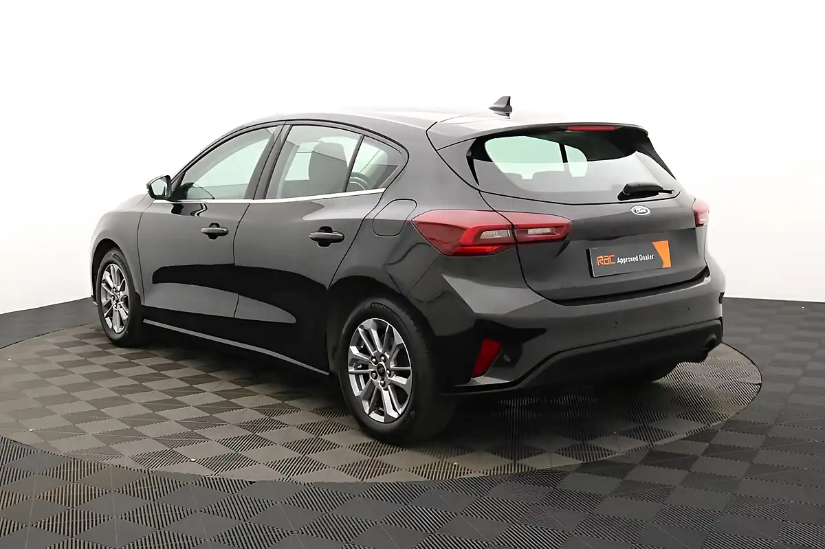Used 2023 Ford Focus Titanium Agate Black - Interior and Exterior details 5