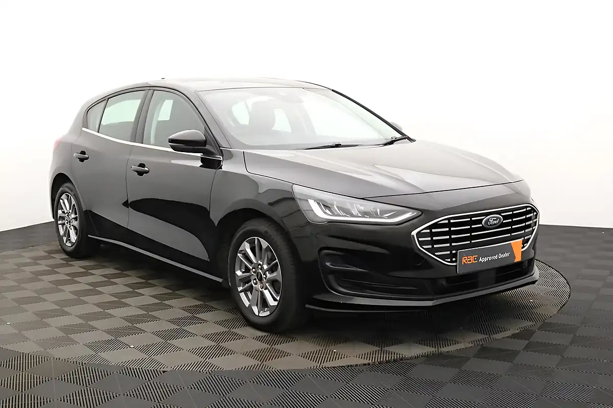 Used 2023 Ford Focus Titanium Agate Black - Interior and Exterior details 8