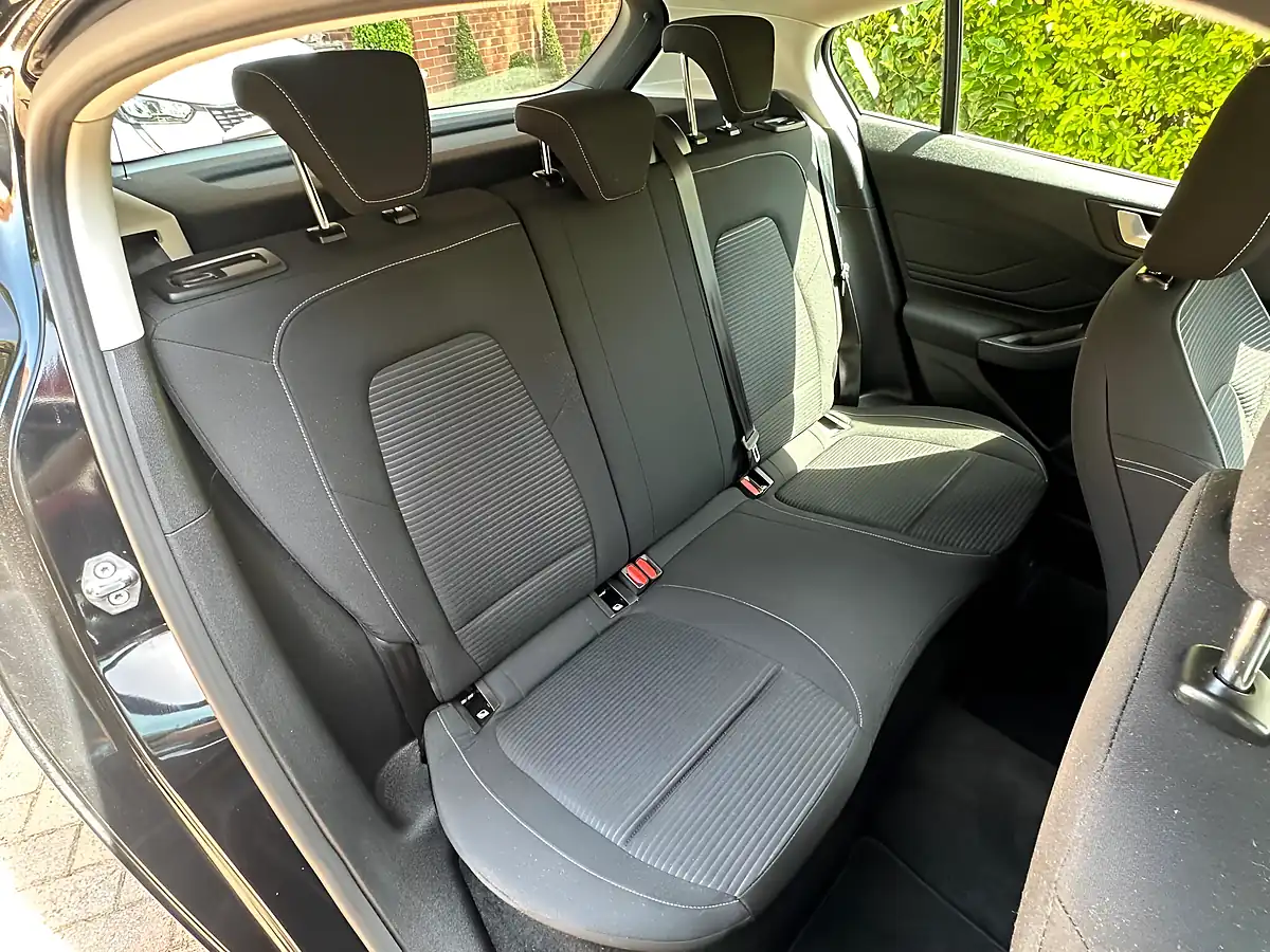 Used 2023 Ford Focus Titanium Black - Interior and Exterior details 10
