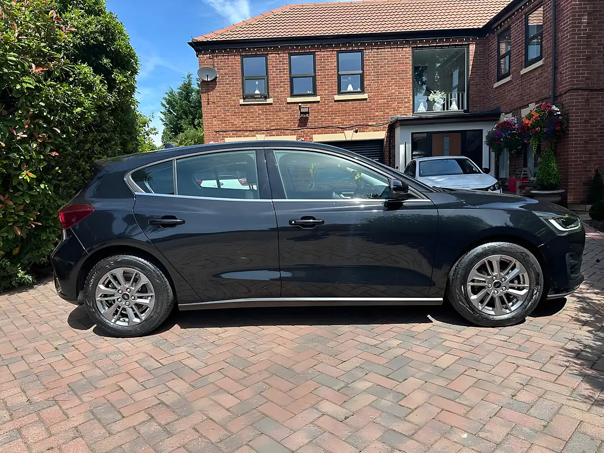 Used 2023 Ford Focus Titanium Black - Interior and Exterior details 6