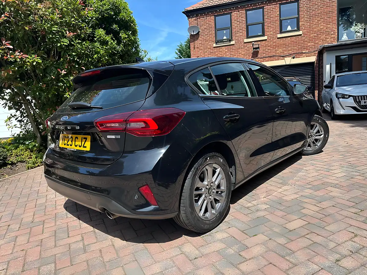 Used 2023 Ford Focus Titanium Black - Interior and Exterior details 7