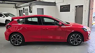 Used 2023 Ford Focus Titanium Red - Interior and Exterior details 7