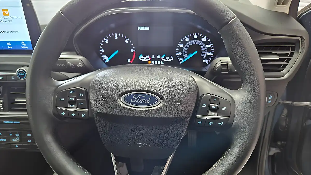 Used 2023 Ford Focus Trend Blue - Interior and Exterior details 15